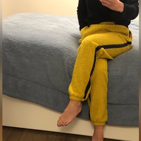 New Staud Faux Fur Joggers - Picture 3 of 7